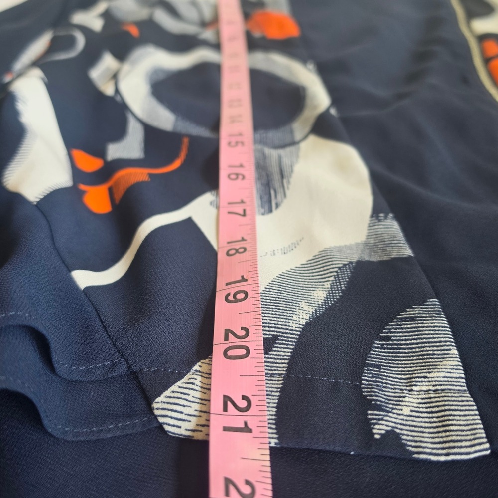 Chicos Navy Abstract Print Asymmetric Zip Blouse Sheer Sleeve size 2 - Picture 16 of 16